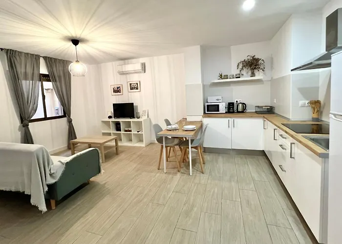 San Isidro Center And * Fuengirola